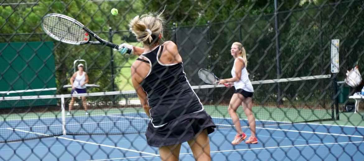 10 Tips to Improve Senior Tennis Play